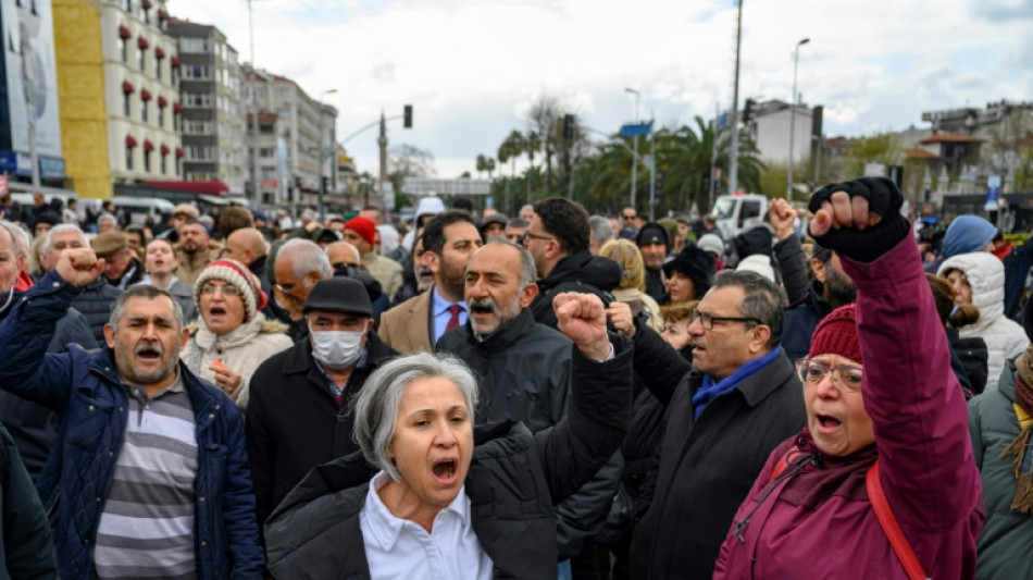 "On est en dictature": des Turcs en colère après l'arrestation du maire d'Istanbul