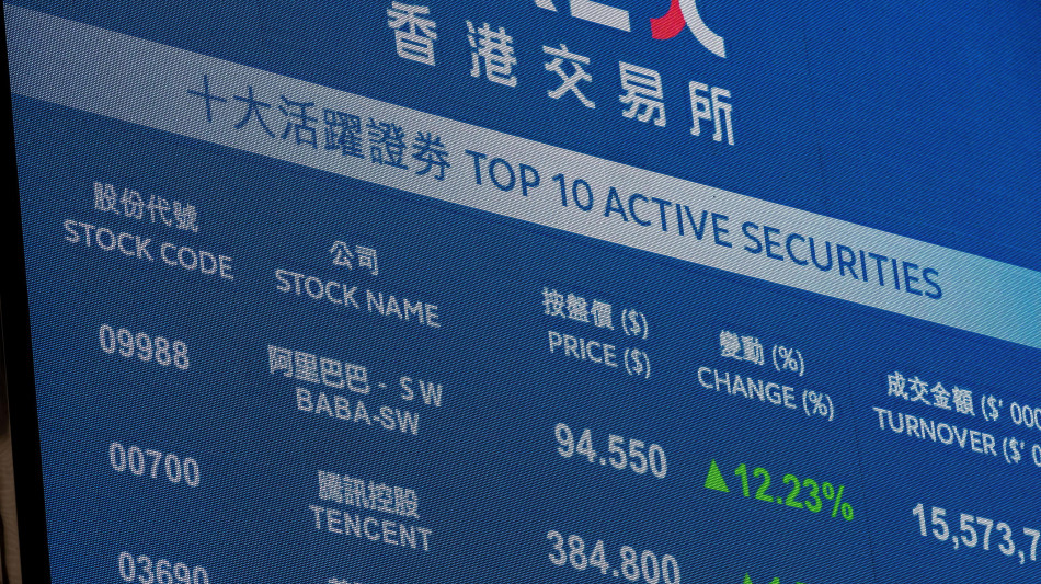 Borsa: in Asia tonfo dello Shenzhen e corre Hong Kong