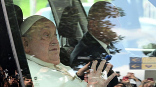 Pope returns to Vatican after five weeks in hospital