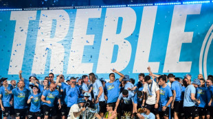 Chuva não impede festa do Manchester City pelo título da Champions