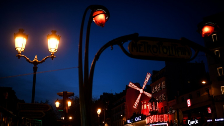 Paris' Moulin Rouge promises to scrap troubled snake act