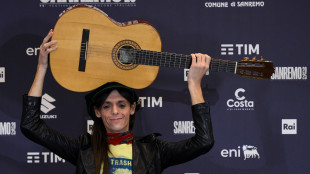 A Sanremo premio Assomusica alla rivelazione Lucio Corsi