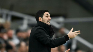 'Obsessed' Arteta wants Arsenal title charge