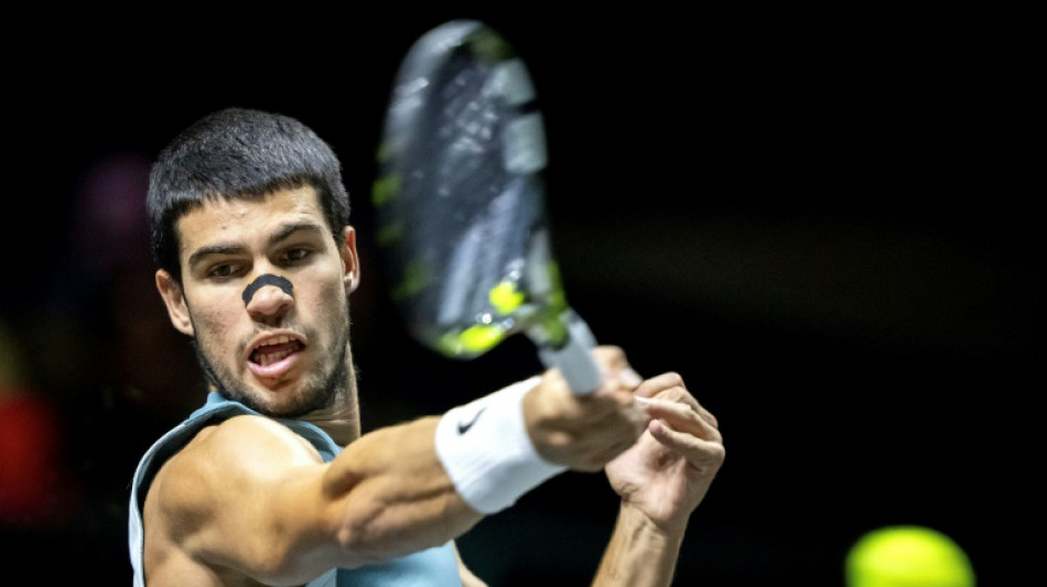 Alcaraz e Tsitsipas avançam às quartas do ATP 500 de Roterdã