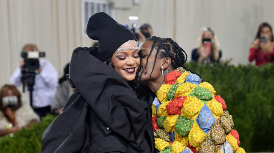 C'est un garçon! Rihanna et A$AP Rocky ont eu leur premier enfant (TMZ)