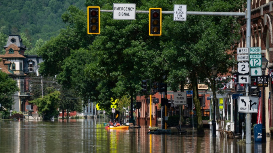 Evacuations dans le nord-est des Etats-Unis, touché par des inondations "historiques"