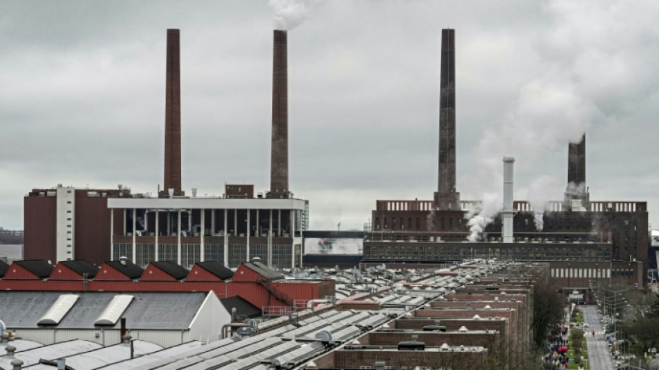 Industrieproduktion fällt im Dezember auf niedrigsten Stand seit Corona-Pandemie