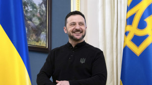 Trump riceve Zelensky alla Casa Bianca, 'è elegante'