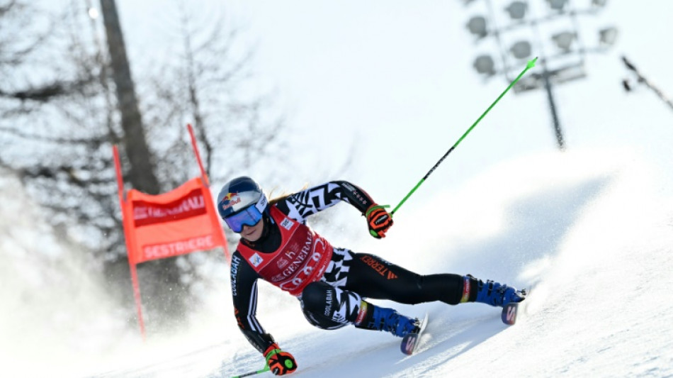 Kiwi Robinson leads World Cup giant slalom in Sestriere