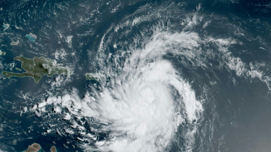 La tormenta tropical Ernesto avanza por las Antillas hacia Puerto Rico 