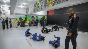 Jiu-jitsu salva vidas de jovens em favela do Rio de Janeiro