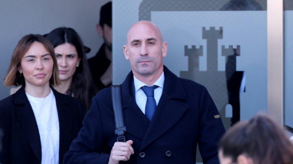 Advogada de Rubiales pede sua absolvição no caso do beijo forçado em Jenni Hermoso 