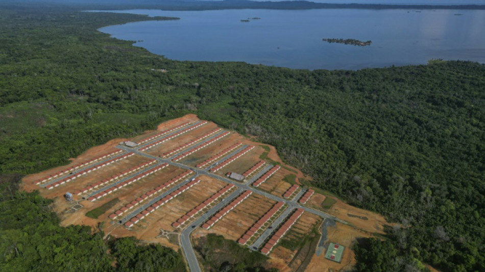 Primeiros deslocados pelas mudanças climáticas no Panamá se despedem de sua ilha