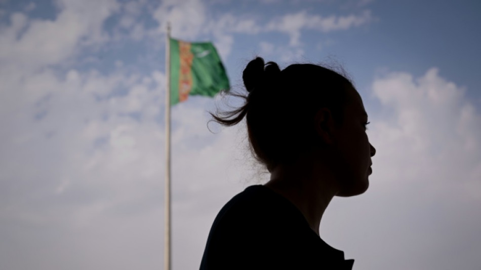 Driving ban puts brakes on young women in Turkmenistan