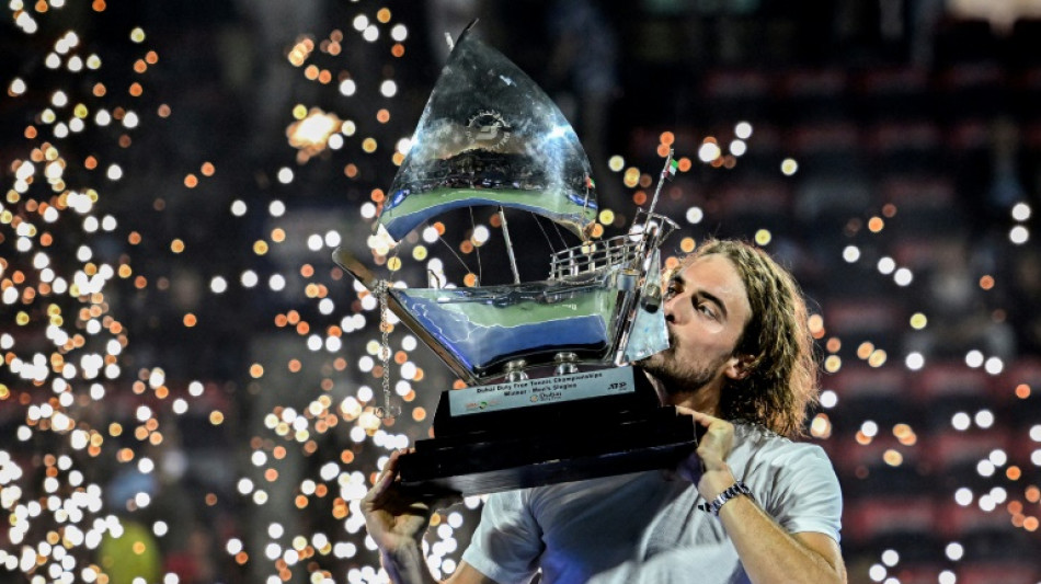 Campeão em Dubai, Tsitsipas volta ao Top 10 do ranking da ATP