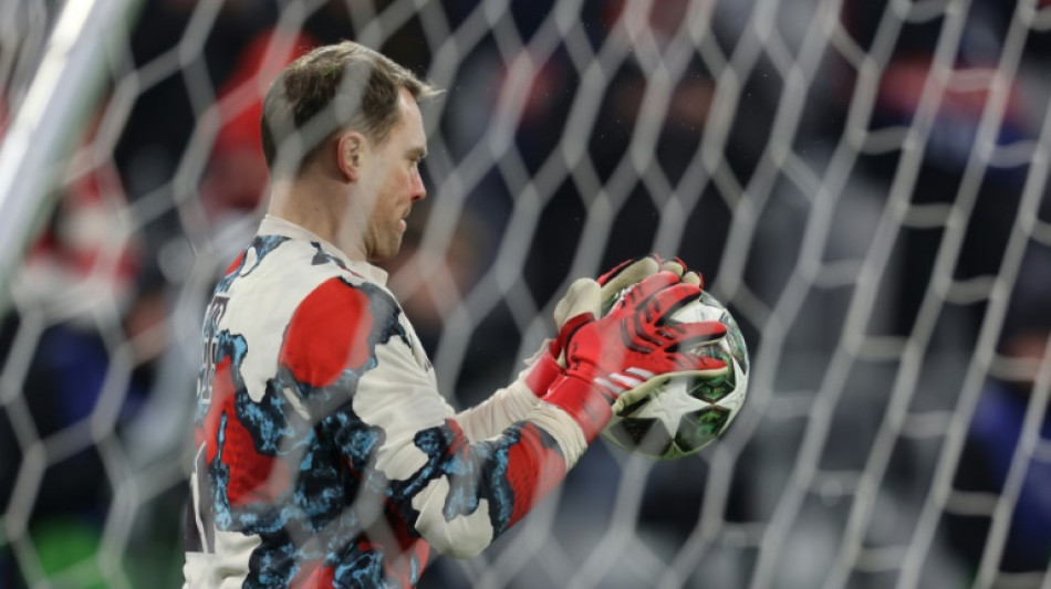 Bayern goalie Neuer suffers setback in injury recovery