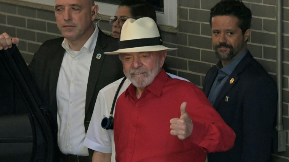 Lula de retour aux affaires à Brasilia après son opération près du cerveau