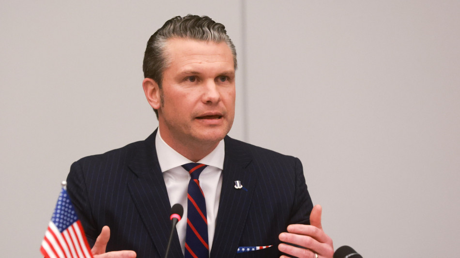 Hegseth, 'non stiamo tradendo l'Ucraina'