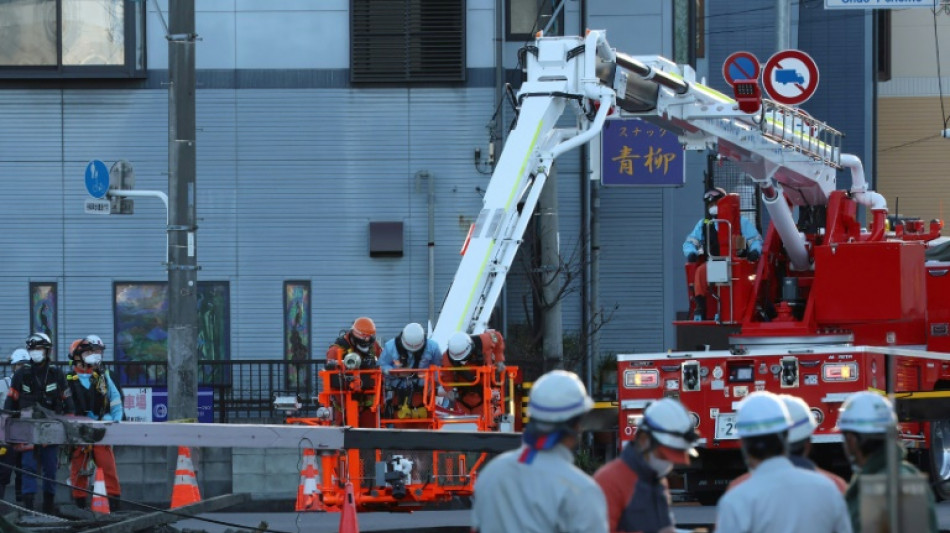 Chauffeur coincé dans un gouffre au Japon: une rampe a été construite