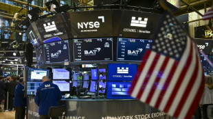 Wall Street en net recul, lestée par des résultats d'entreprise