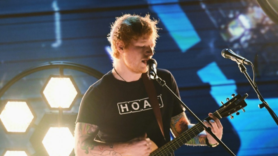 La policía interrumpe en India un concierto callejero del cantante británico Ed Sheeran