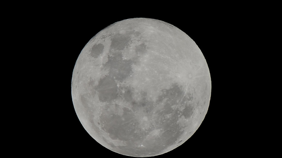 Il lander Blue Ghost sempre più vicino all'orbita lunare