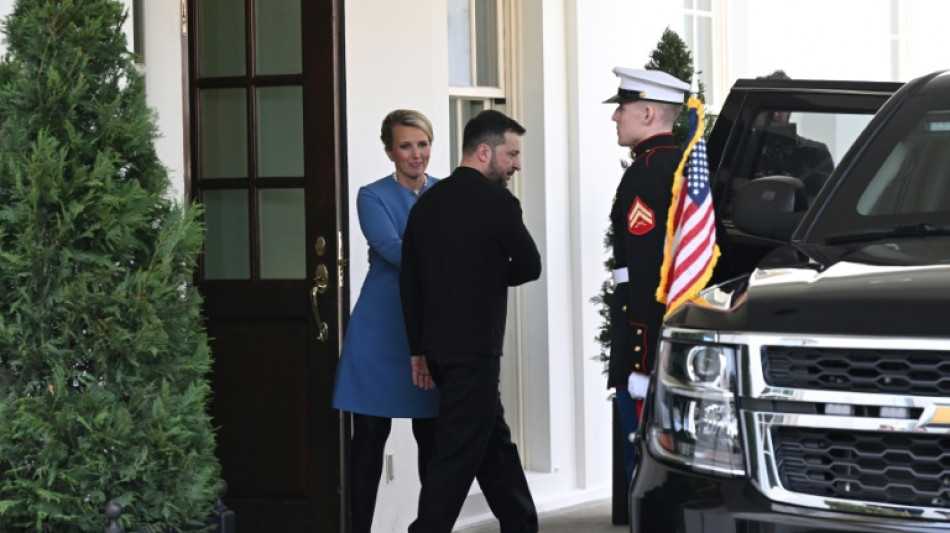 Zelenski recibido en Londres tras la bronca en la Casa Blanca