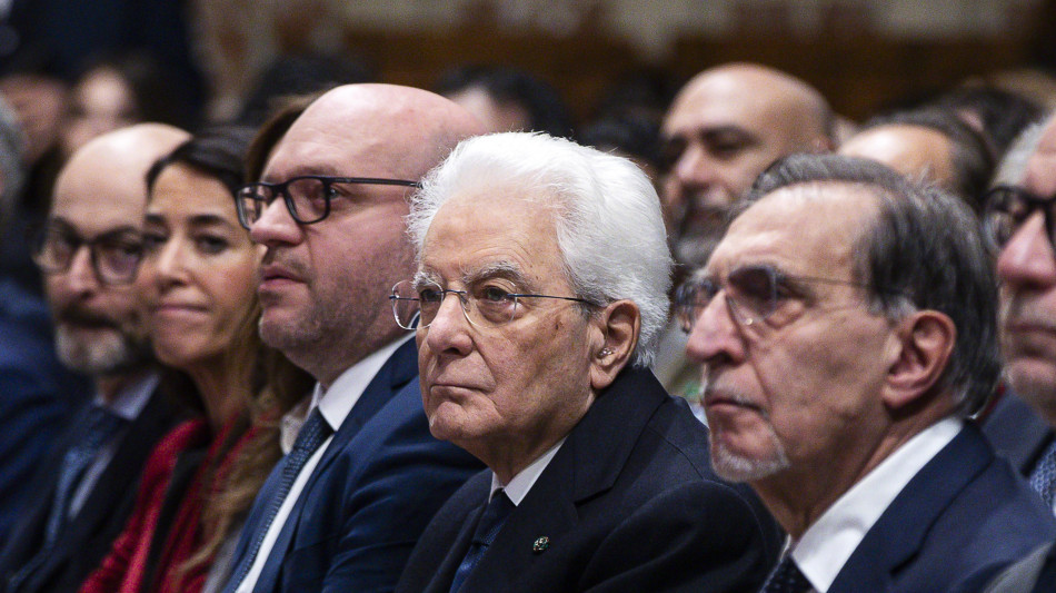 La Russa, condannare con fermezza le minacce a Mattarella