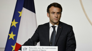 Macron exprime la "reconnaissance" de la France aux pieds-noirs