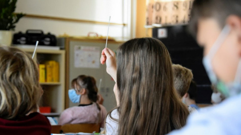 Verwaltungsgericht: Schüler in Berlin müssen sich weiter auf Corona testen