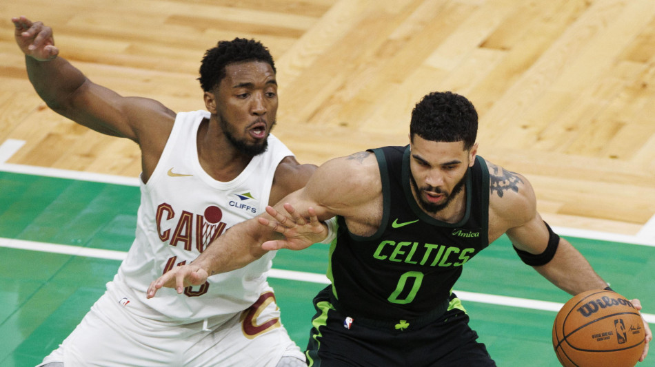 Nba: Cleveland vince in rimonta a Boston