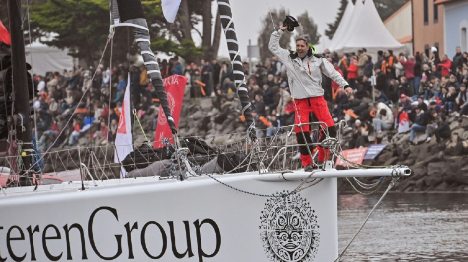 Fears grow that last boat in Vendee Globe will miss cut-off