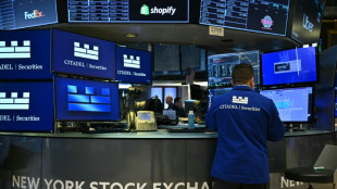 Wall Street évolue dans le rouge après une ouverture à l'équilibre