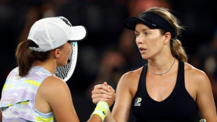 Danielle Collins derrota a Swiatek y se une a Barty en la final del Abierto de Australia