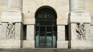 Borsa: Milano chiude in rialzo dello 0,18%