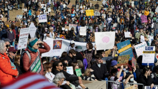 Científicos protestan en EEUU contra los recortes de Trump