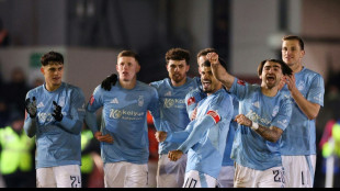 Nottingham Forest vence modesto Exeter nos pênaltis e vai às oitavas da FA Cup